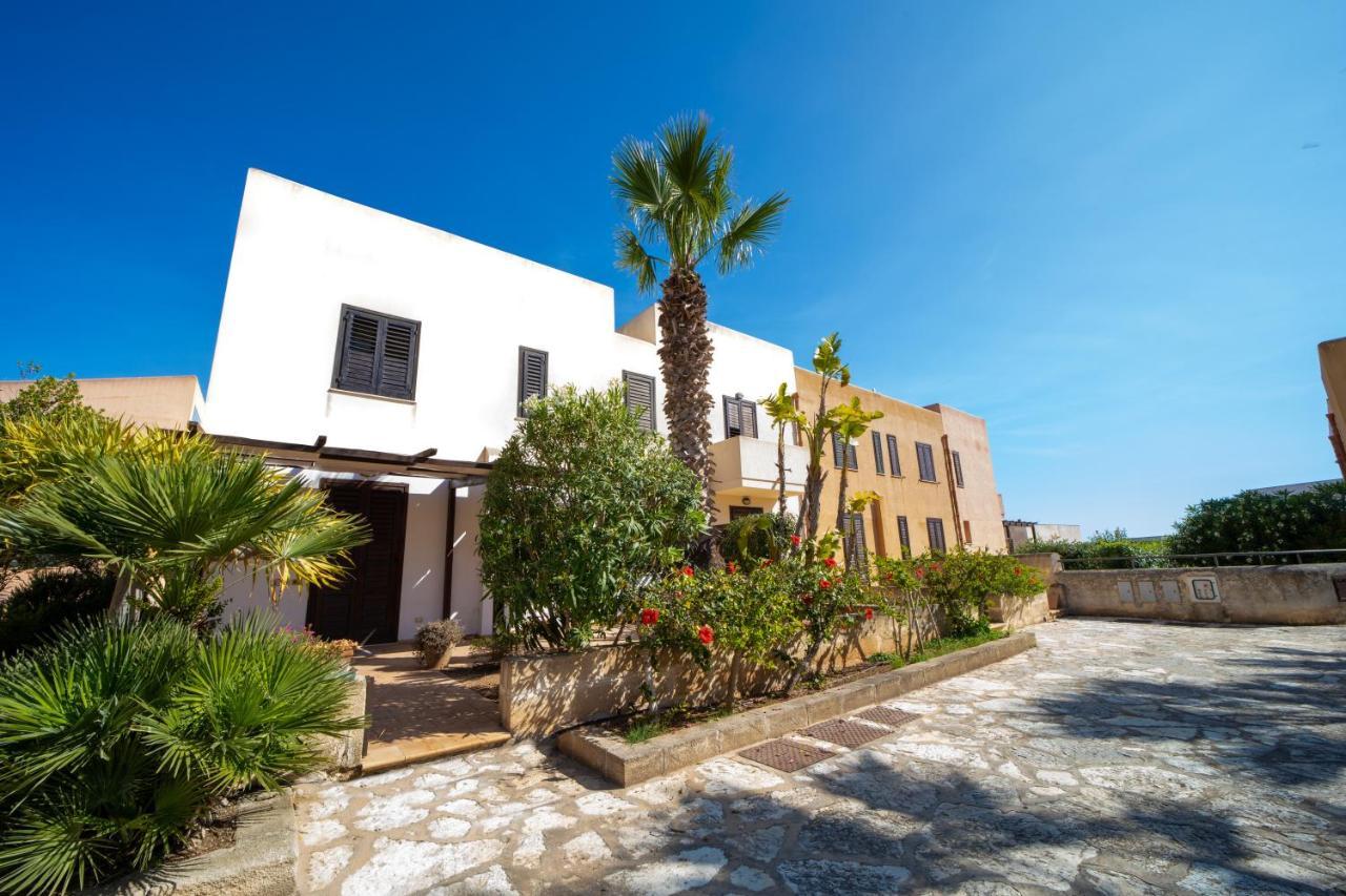 Elimi Favignana Apartments - Residence In Citta Exterior photo